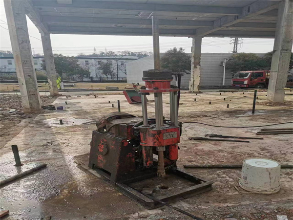 佛罗镇袖阀管小导管注浆加固施工工艺